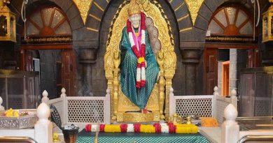 Sai Baba of Shirdi, Sai Baba, Shirdi, Maharashtra, Sai Baba Samadhi Mandir, Pathri, Uddhav Thackeray