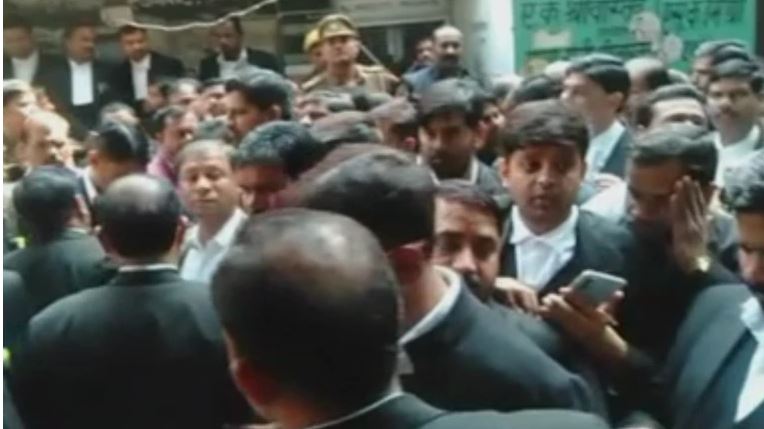Explosion At Lucknow Court, 2 Lawyers Injured, 3 Bombs Recovered