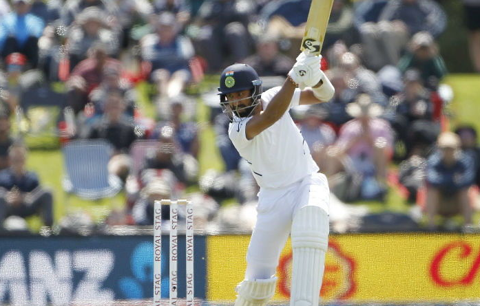 IND vs NZ Test LIVE - India's first innings limited to 242 runs, 5 players including Kohli could not touch double figures