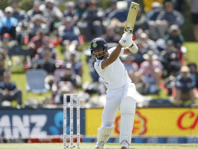 IND vs NZ Test LIVE - India's first innings limited to 242 runs, 5 players including Kohli could not touch double figures