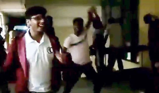 IIT Students Chant Jai Corona As College Shuts Amid Coronavirus Scare