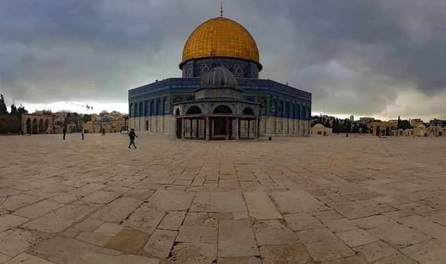 Jerusalem's Al-Aqsa Mosque Shuts Amid Coronavirus Outbreak