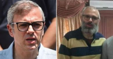 Latest picture of detained former J&K chief minister Omar Abdullah stirs internet storm