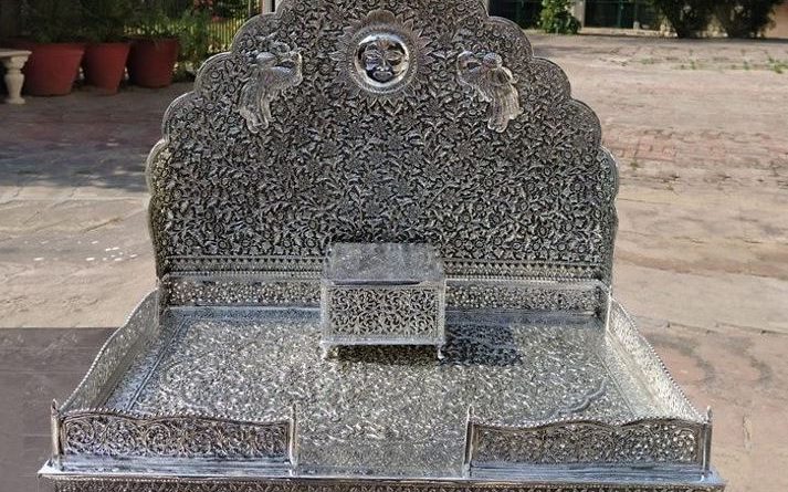 New 10 kg silver throne built in Jaipur for the temporary temple of Ayodhya, the heirs of the former royal family will hand it over to the trust