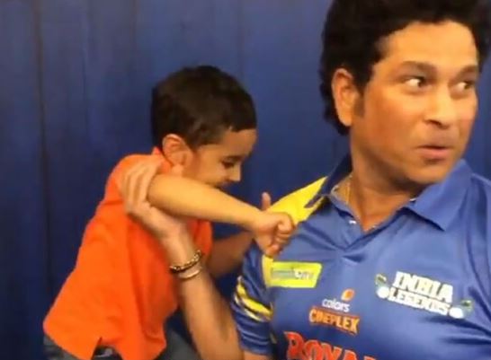 Watch Irfan Pathan's Son's Boxing Match With Sachin Tendulkar
