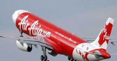 Coronavirus crisis _ Air Asia starts booking air tickets, can travel from April 15