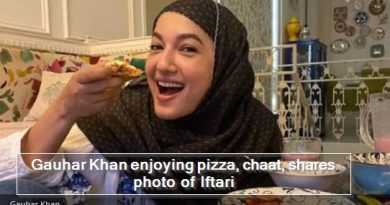 Gauhar khan enjoying pizza and chaat, share photo of Iftari - Bigg boss 7 winner