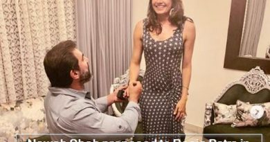Nawab Shah proposed to Pooja Batra in front of the parentsNawab Shah proposed to Pooja Batra in front of the parents