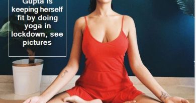 Sexy - Isha Gupta is keeping herself fit by doing yoga in lockdown, see pictures