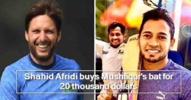 Shahid Afridi buys Mushfiqur's bat for 20 thousand dollars