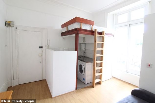 A north London studio flat with a washing machine and toilet underneath its cabin bed has shocked Twitter users after going up for rent at a whopping £754 a month
