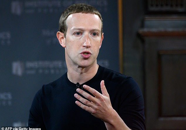 Facebook CEO Mark Zuckerberg has claimed that Apple has