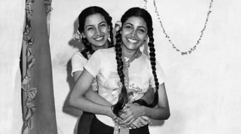 Shabana Azmi and Deepti Naval from the shoot of Hum Paanch in 1980.