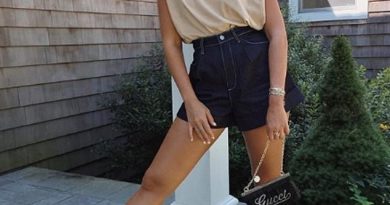 Spotlight: Influencer Danielle Bernstein, who runs the site We Wore What, shared two photos on Instagram in the same outfit to show people how they can hide their cellulite