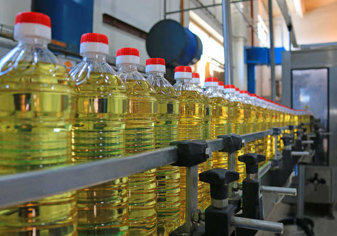 Govt to mandate fortification of edible oil with vitamins A, D