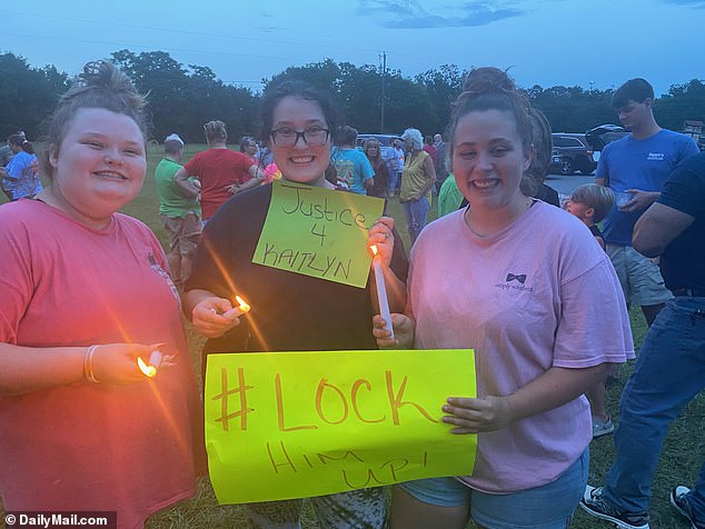 Honey Boo Boo, real name Alana Thompson, was seen attending a protest/vigil for Kaitlyn Michelle Yozviak in Gordon, Georgia on her birthday on August 28. Alana was seen in photos holding a lit candlestick and standing next to her sisters Pumpkin and Jessica who held signs that read