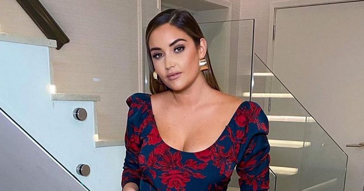 Jacqueline Jossa can’t stop itching as she suffers reaction to washing powder