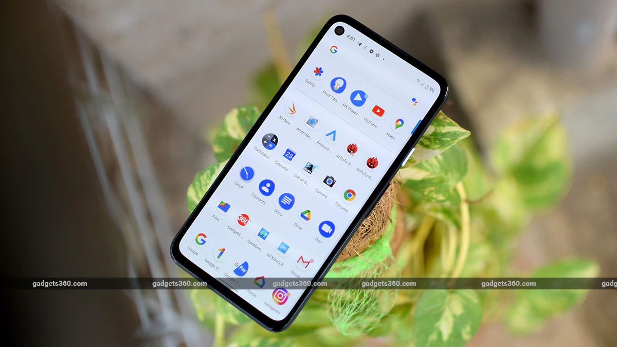 The Best Mobile Phones You Can Buy Under Rs. 30,000 [November 2020]