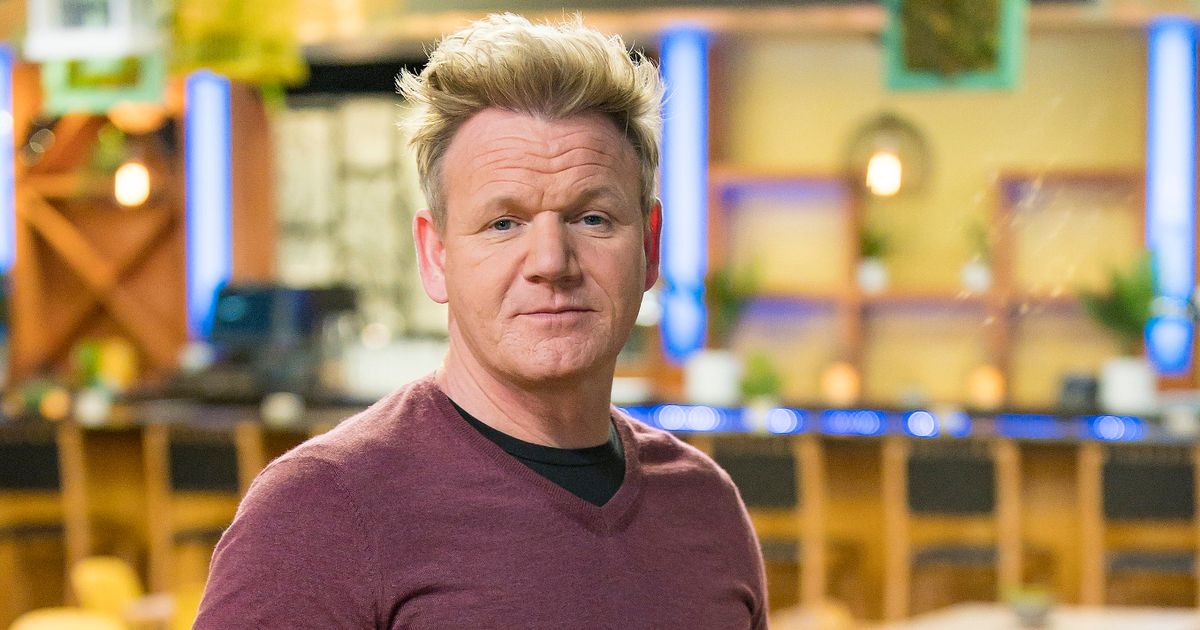 Gordon Ramsay hilariously responds to troll saying he can’t cook in new video