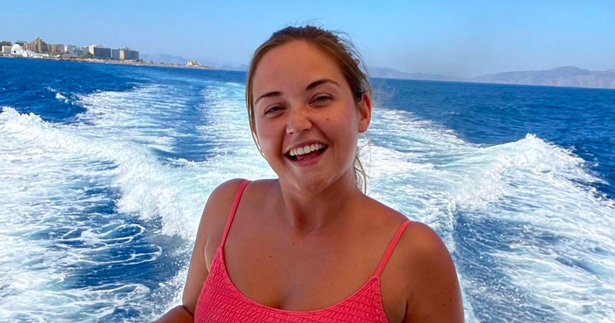 Jacqueline Jossa’s cryptic message about dealing with ‘hurt behind closed doors’