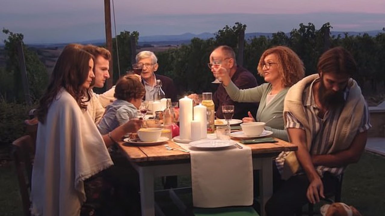 Dettol Makes Rule Of Six Ad Blunder After Latest Commercial Features Eight People Enjoying A Meal The State