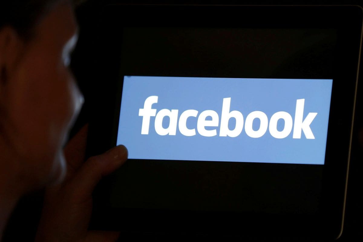 Facebook Demands Academics Disable Ad-Targeting Data Tool