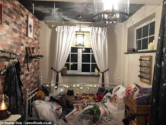 Mother-of-two gave daughter’s bedroom magical makeover to create Harry Potter-themed space