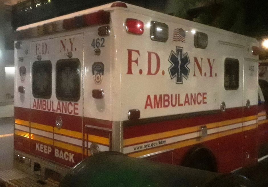 Night of terror in the streets of New York: one dead and four wounded stabbed | The NY Journal