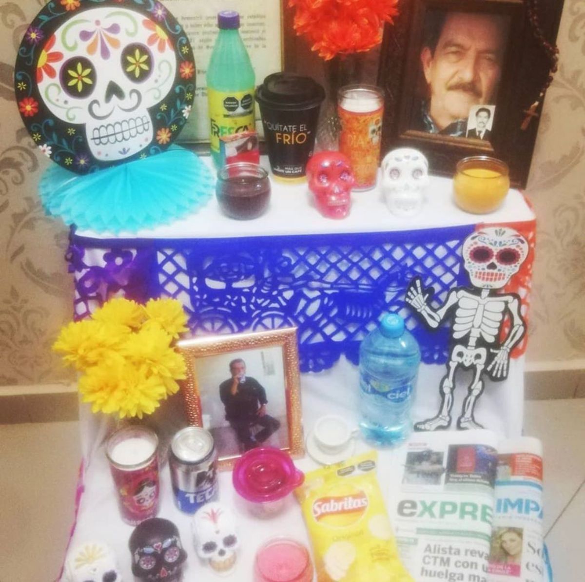 Sisters and mother of Ana Patricia also make her altar of the dead