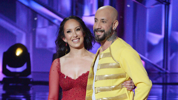 ‘DWTS’ Recap: A Frontrunner Goes Home In Devastating Elimination & 2 Couples Get Perfect Scores