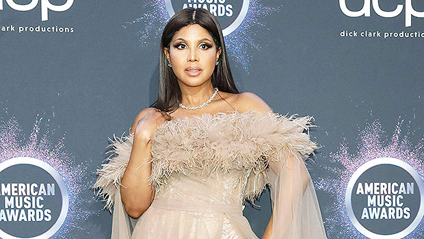 Toni Braxton’s Hair Makeover: Singer Shows Off Platinum Blonde Pixie In Stunning Video – Before & After