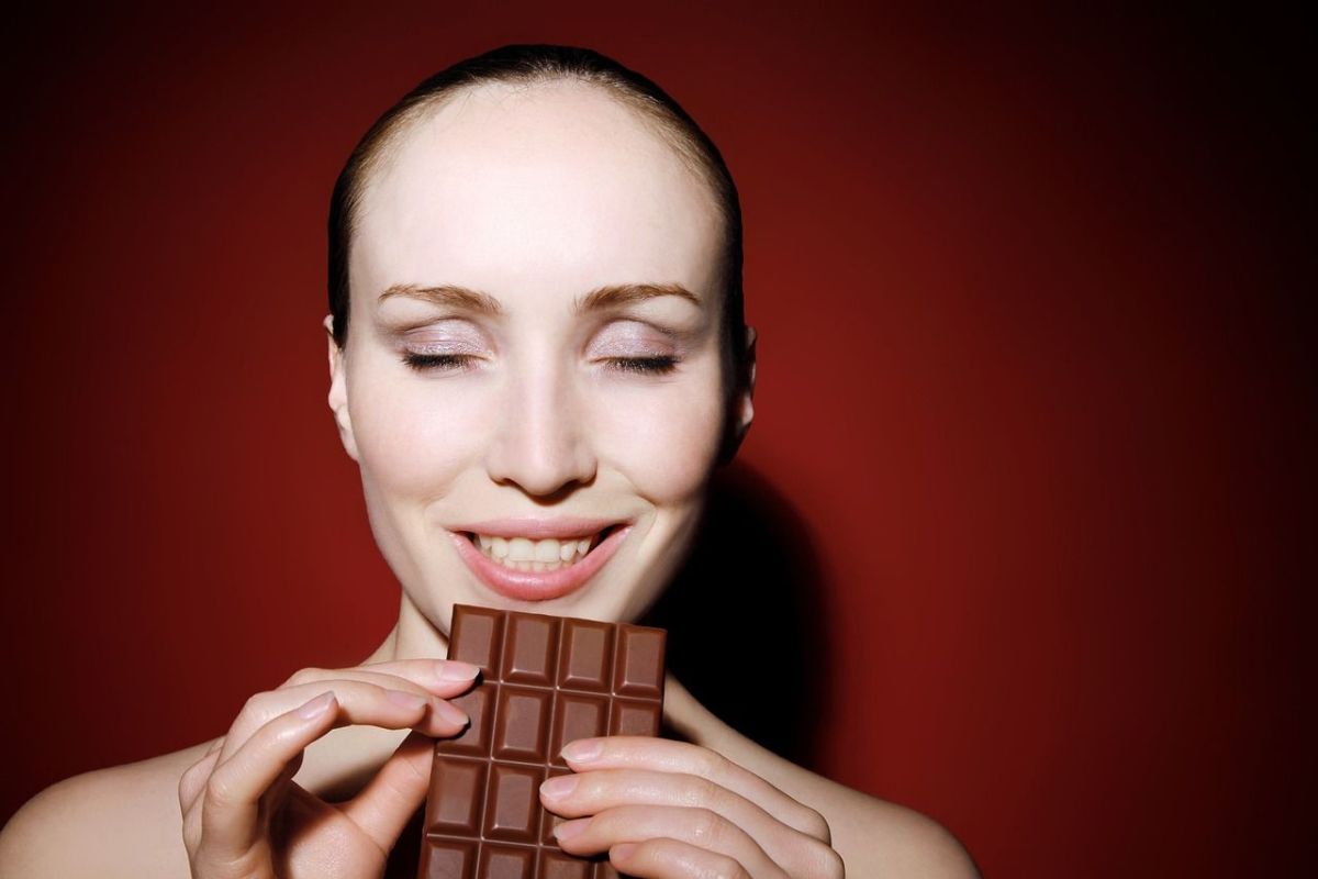 How does chocolate help you reduce stress? | The State