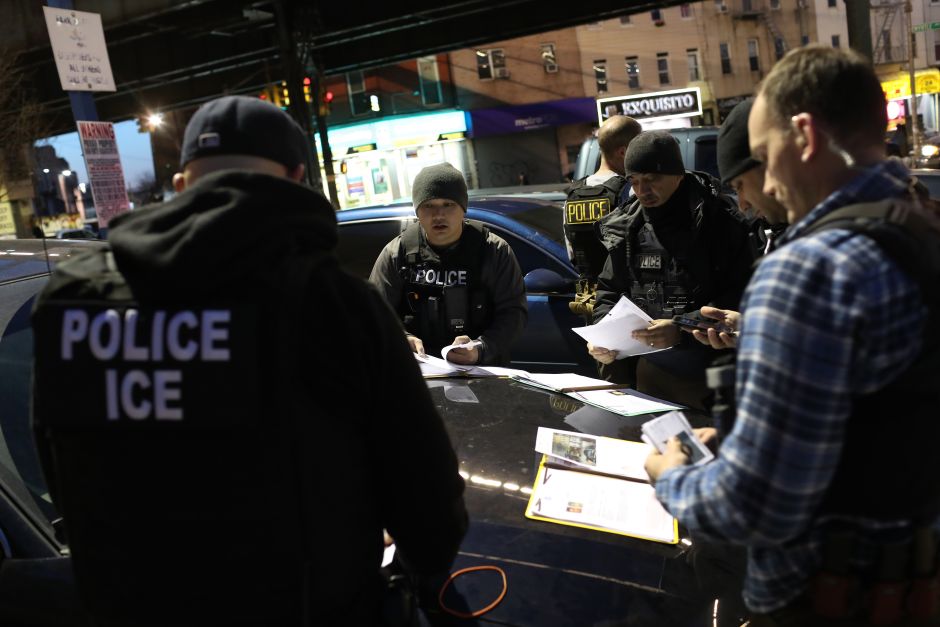 ICE would track immigrants through their cell phones | The NY Journal