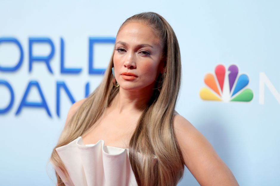 Jennifer Lopez’s dress was opened from the waist leaving hips and thighs bare | The NY Journal