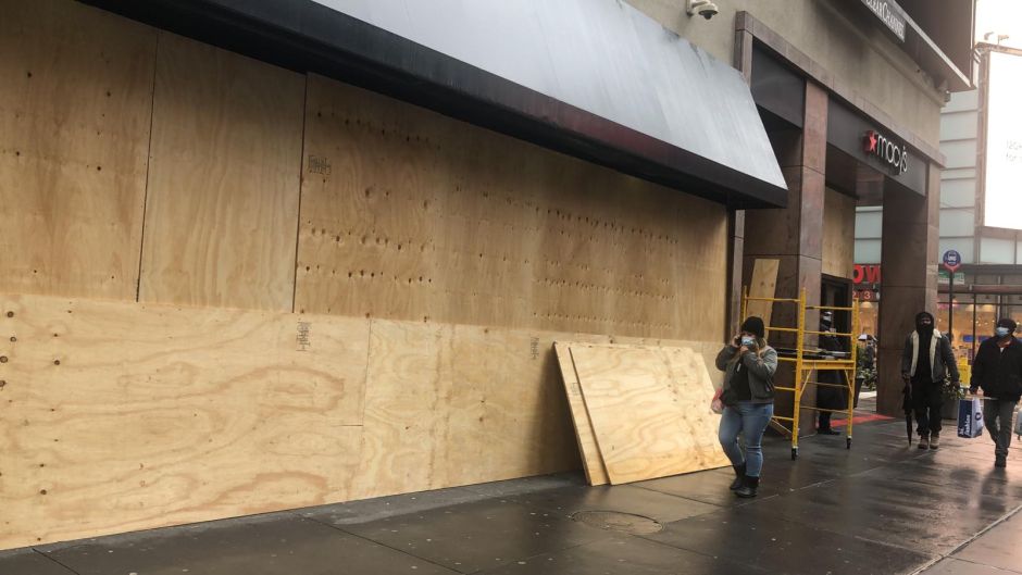 Macy’s and Other New York Stores Block Their Windows Preventing Election Crowds | The NY Journal