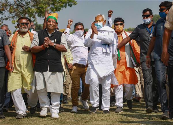 Nitish creates flutter with ‘last election’ remark at poll rally