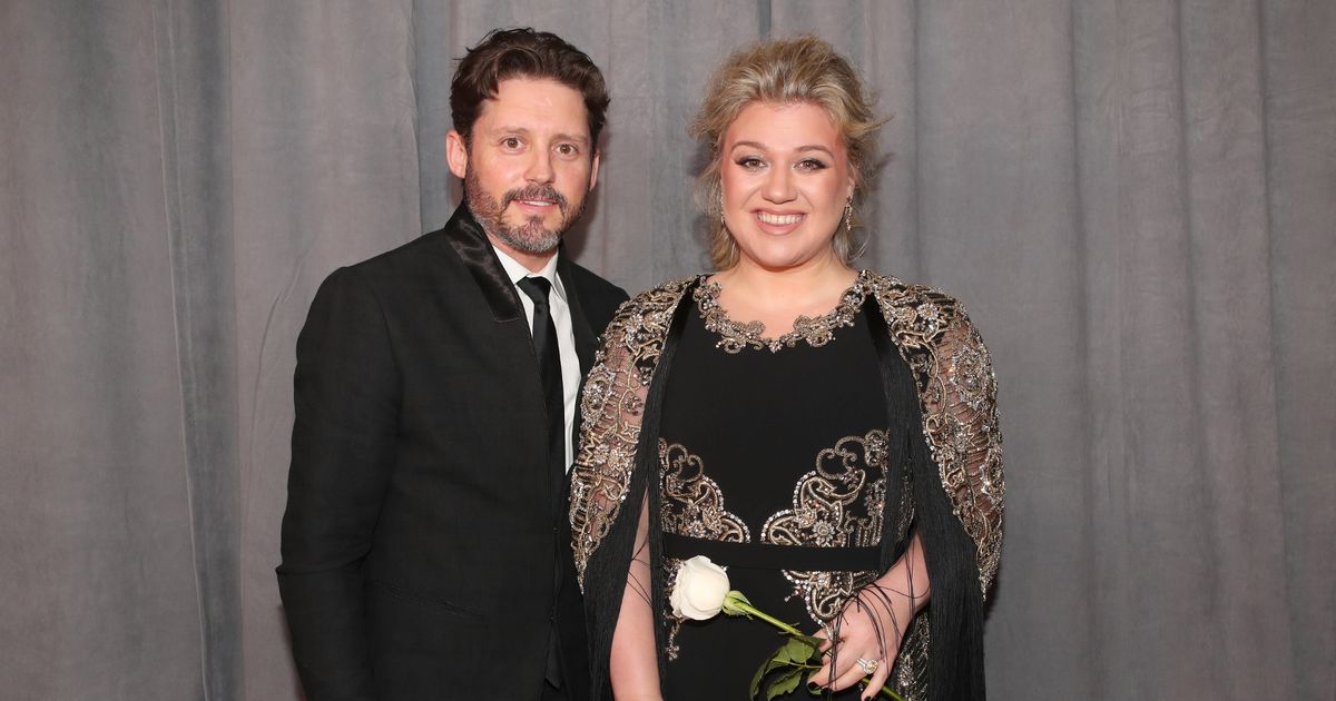 Kelly Clarkson gets primary care of kids as ex ‘seeks £327k-a-month in support’