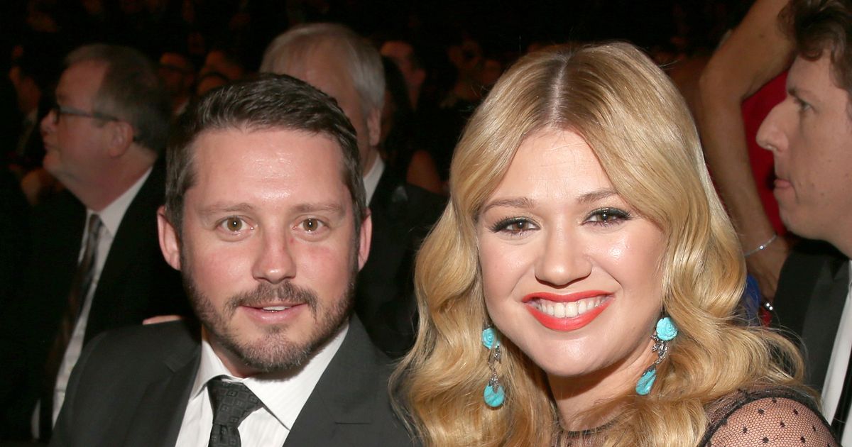 Single Kelly Clarkson realised ‘this isn’t happiness’ during failed marriage