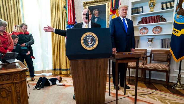 Donald Trump Mocked For Abruptly Leaving Oval Office After Dan Gable’s Grandkids Lay All Over Floor