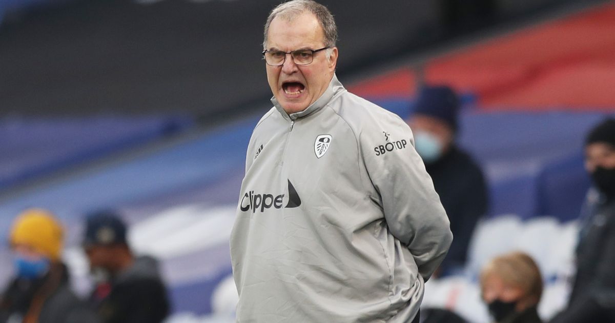 Marcelo Bielsa makes decision on signing another defender for Leeds in January