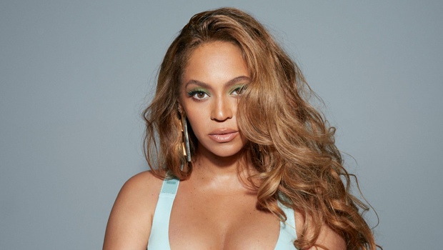 Beyonce’s Fans Think She’s Mom Tina’s Twin With Curly Hair At ‘Billboard Women In Music’ — Watch