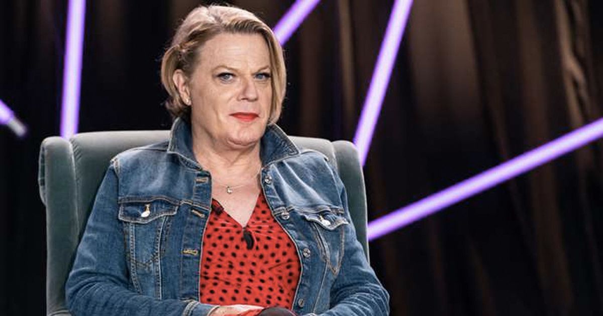 Eddie Izzard wins praise for asserting use of ‘she’ and ‘her’ pronouns
