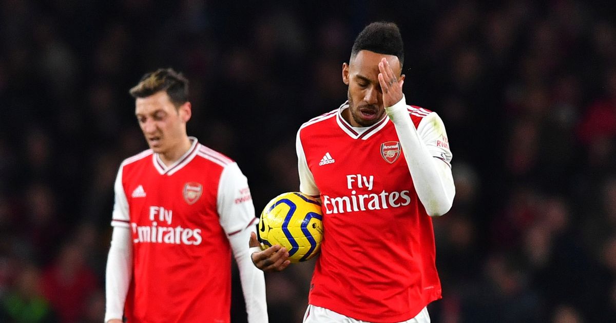 Peter Crouch predicts Arsenal relegation battle and makes Mesut Ozil claim