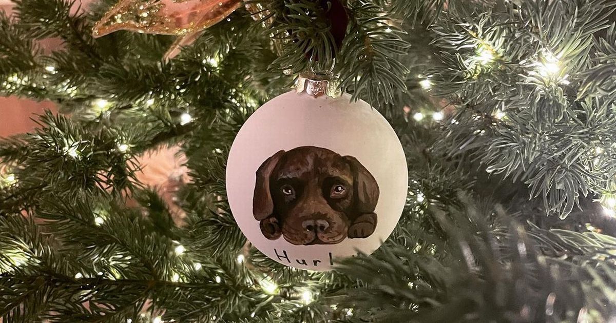 Lisa Armstrong’s Hurley bauble as she celebrates first Christmas in new home