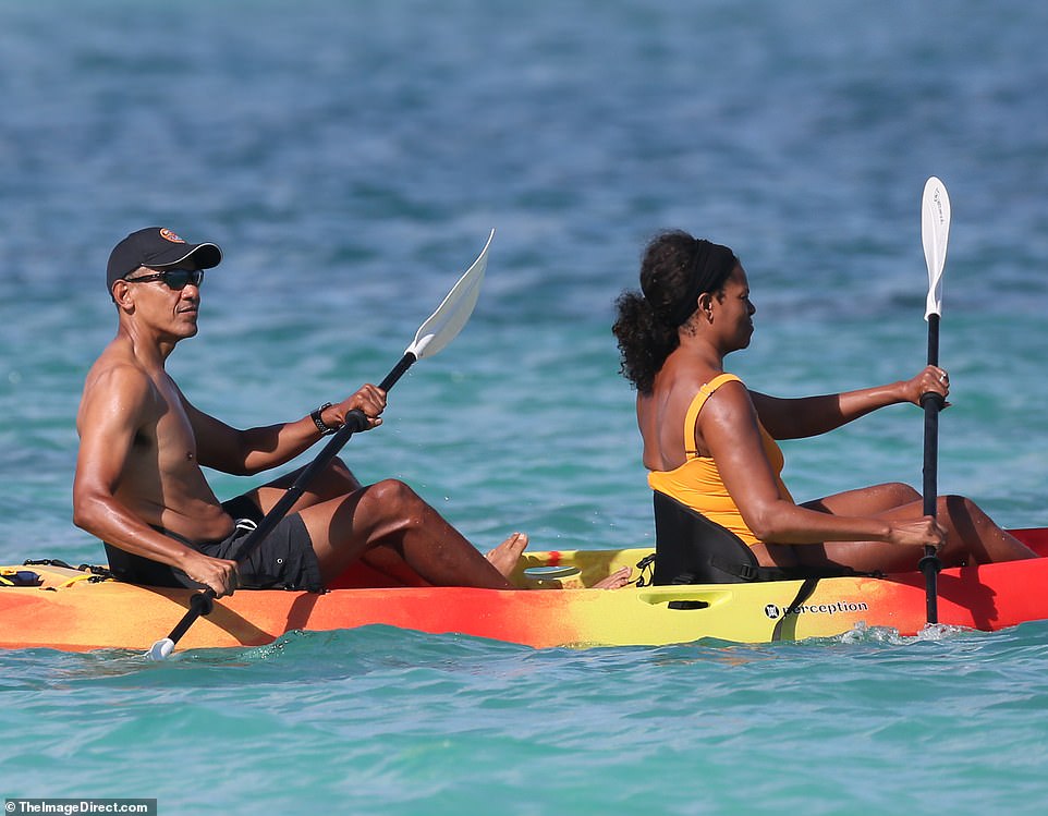 Easy work! Barack sat back in a relaxed pose and seemed to be enjoying the scenery of the nearby island