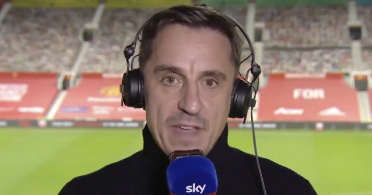 Gary Neville disagreed with Jamie Redknapp’s point on Mesut Ozil and Arsenal