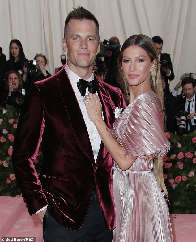 Tom Brady and Gisele Bündchen purchase exclusive Florida mansion for more than $17M