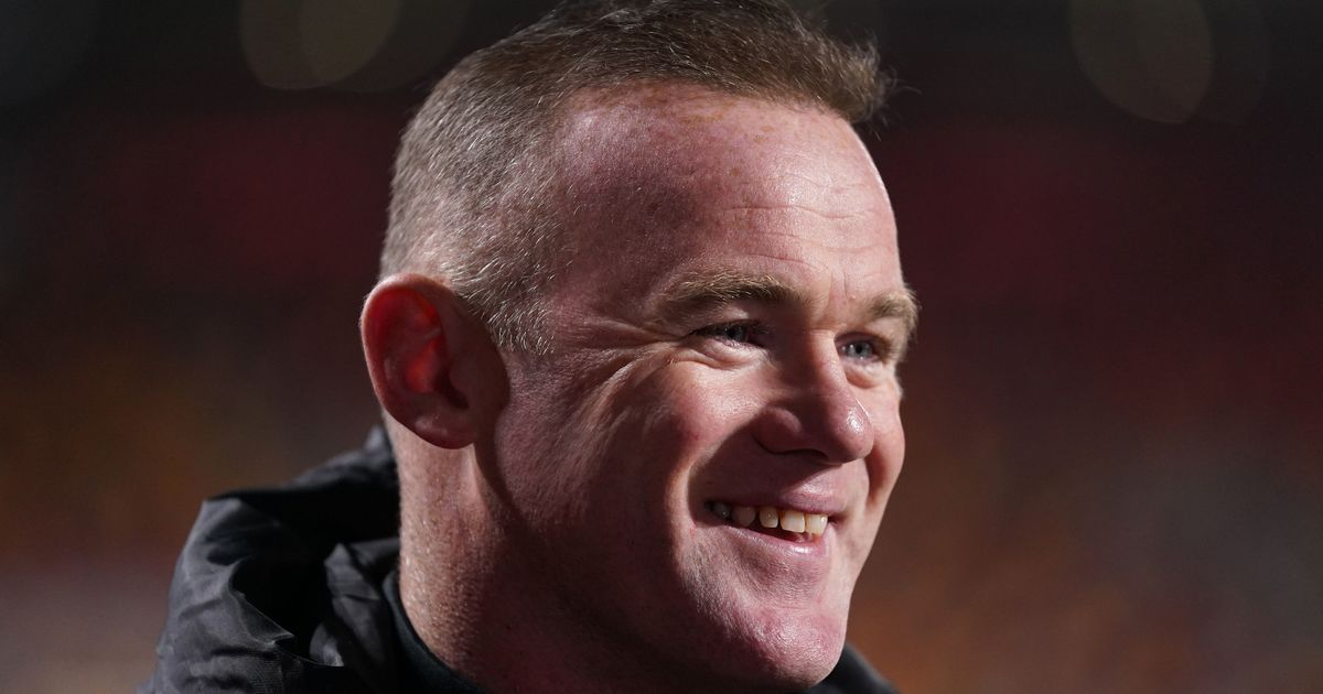 Wayne Rooney donates £30,000 to fund Childline on Christmas Day