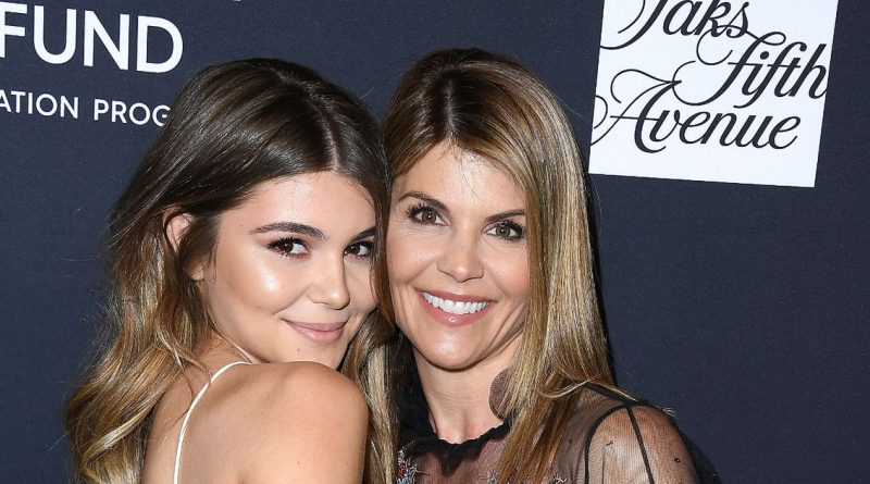 Lori Loughlin’s daughter begs for a good 2021 after college admission scandal