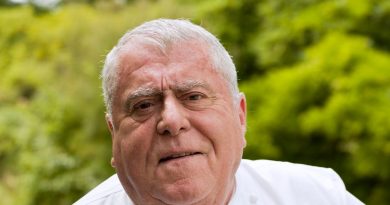 Chef and Le Gavroche restaurateur Albert Roux dies at the age of 85
